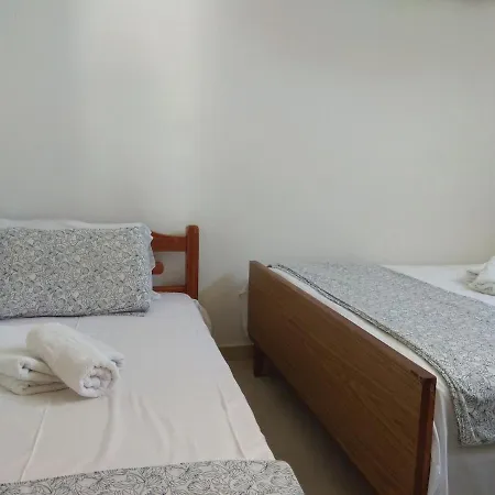 別荘 3 Bedroom House, 250m From Trikorfo ゲラキニ