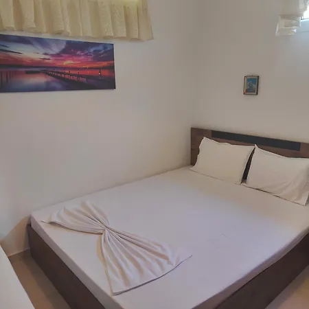 別荘 3 Bedroom House, 250m From Trikorfo ゲラキニ