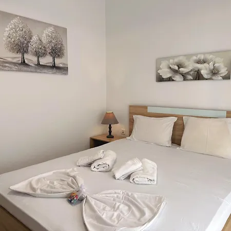 3 Bedroom House, 250m From Trikorfo Casa vacanze Gerakini